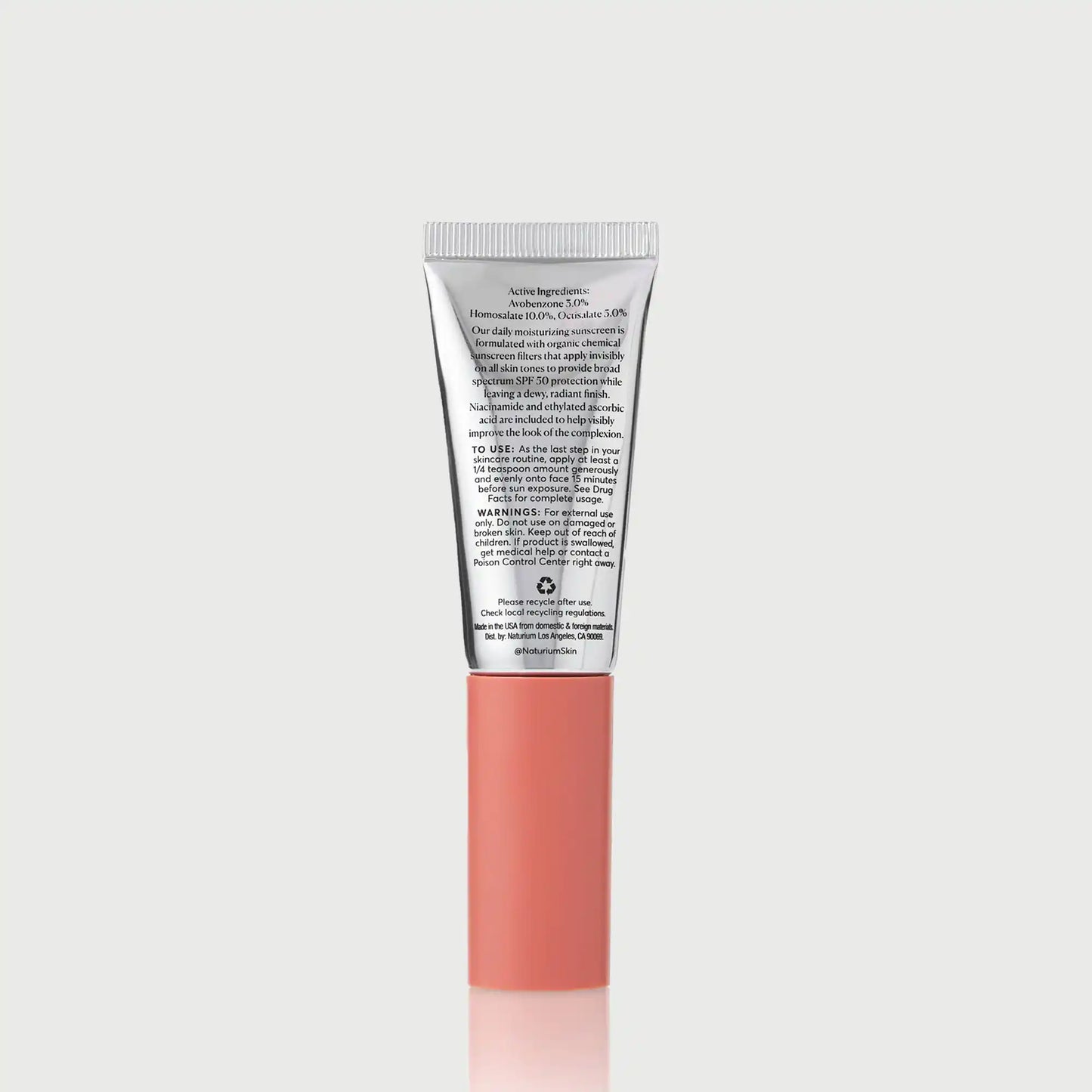 dew-glow-moisturizer-spf-50-travel-size-c3 NATR-10157_Dew-Glow-Moisturizer-SPF-50-Mini_back_capon_bonebkgd_d7cb9bbb-e294-42e2-8d5a-28c73c09b5b5.webp
