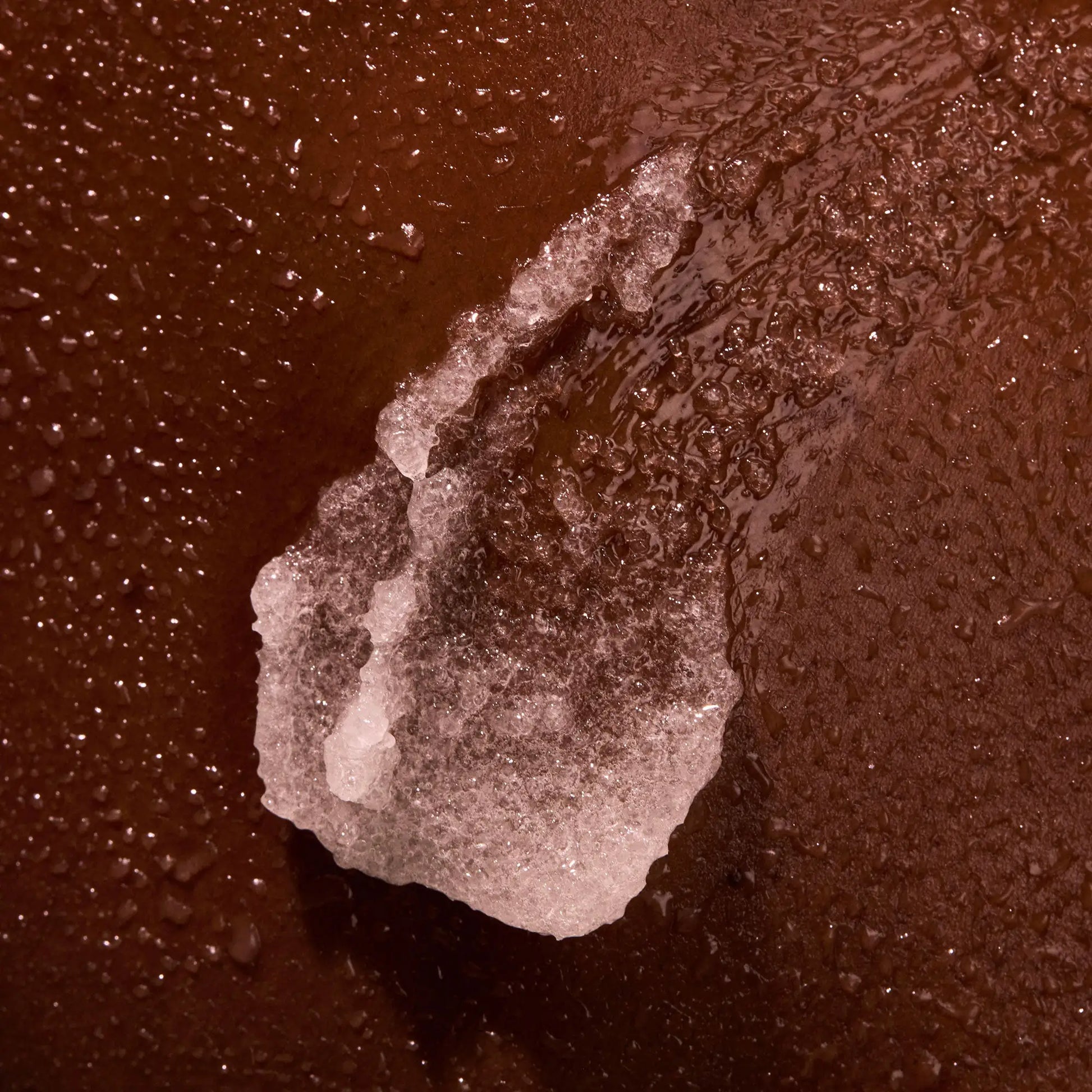the-glow-getter-multi-oil-body-scrub-b4 NATR-40028-Alt-Image-TheGlowGetterMulti-OilBodyScrub-08.webp