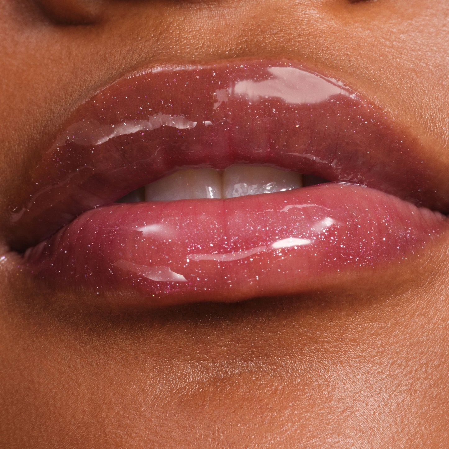 phyto-glow-lip-balm-shimmer-solar-d7 NATR-60145-Phyto-Glow-Lip-Hover-Solar.jpg