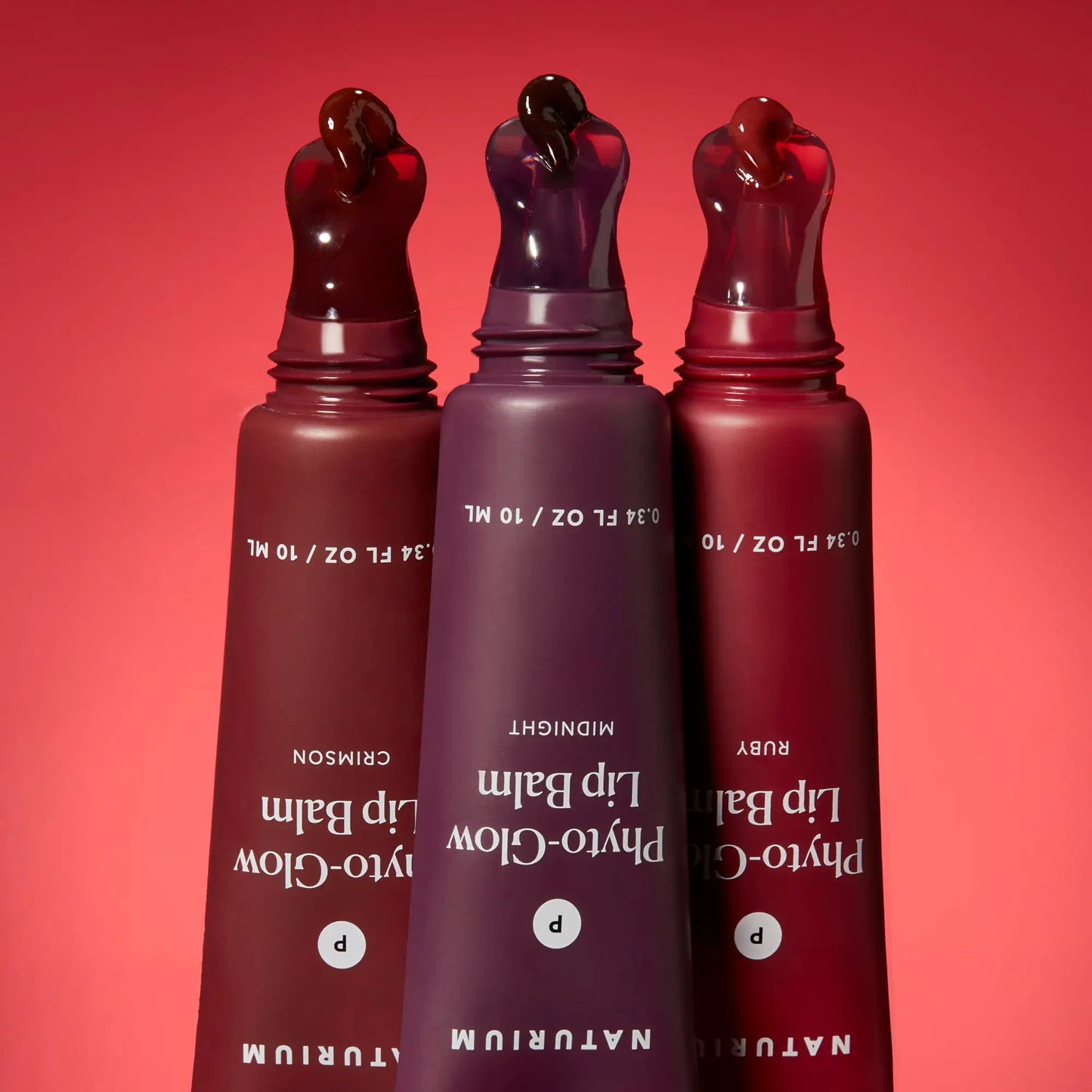 phyto-glow-lip-balm-crimson-r9 phytoglow-moody_6357-crop_1_e73a7054-8061-4f72-8a58-c0111f6fcffa.webp